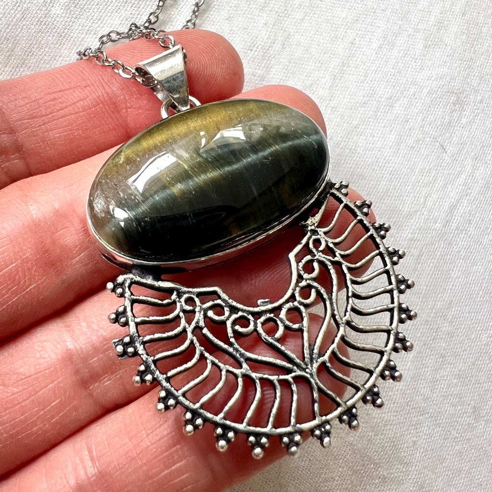 925 Blue Black Brown Tiger’s Eye Mandala Pendant Necklace